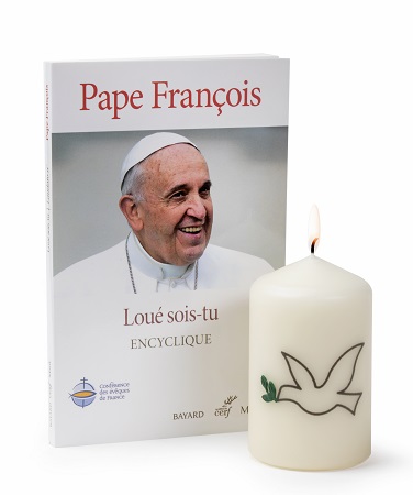 Laudato Si FR en vredeskaars LR